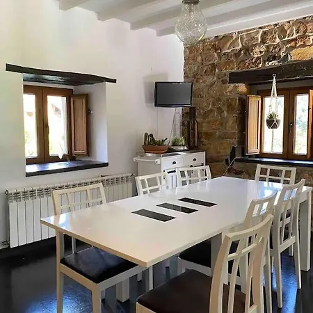 Apartment Rural House El Portalon De Luena